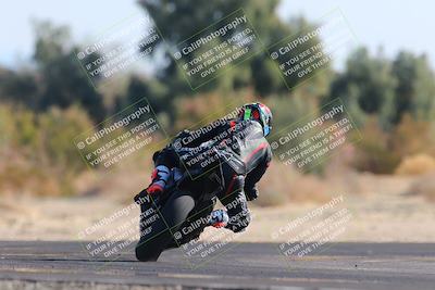 media/Dec-18-2022-SoCal Trackdays (Sun) [[8099a50955]]/Turn 7 Backside (1125am)/